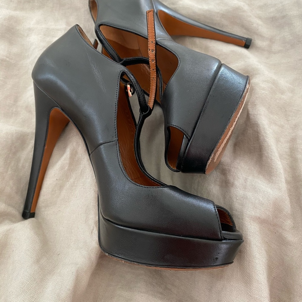 Gucci - Picture 4 of 6